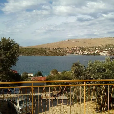 Appartement Sparadici